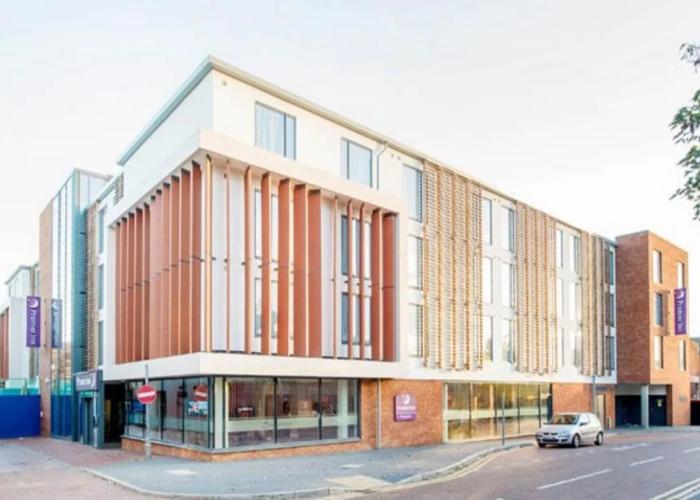 Premier Inn St Albans City Centre