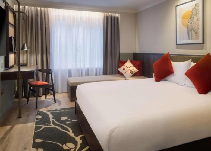 The Samuel Ryder Hotel St Albans, Tapestry Collection Hilton