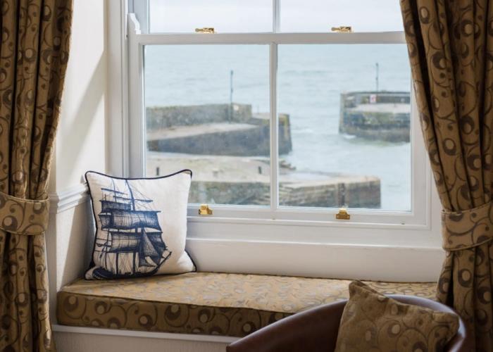 Pier House