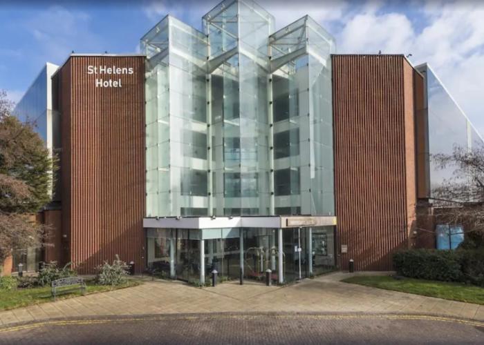 Mercure St Helens