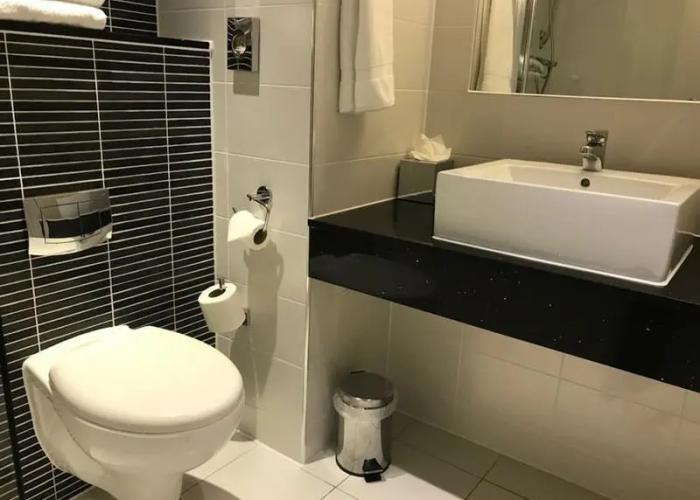 Mercure St Helens