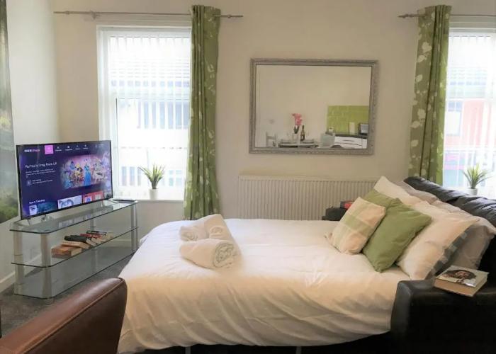 Restful 1-bedroom Flat in St Helens