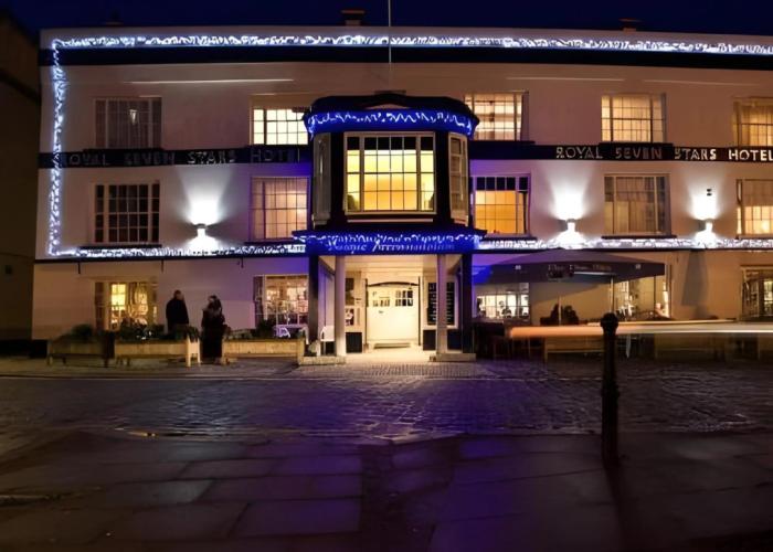 Royal Seven Stars Hotel