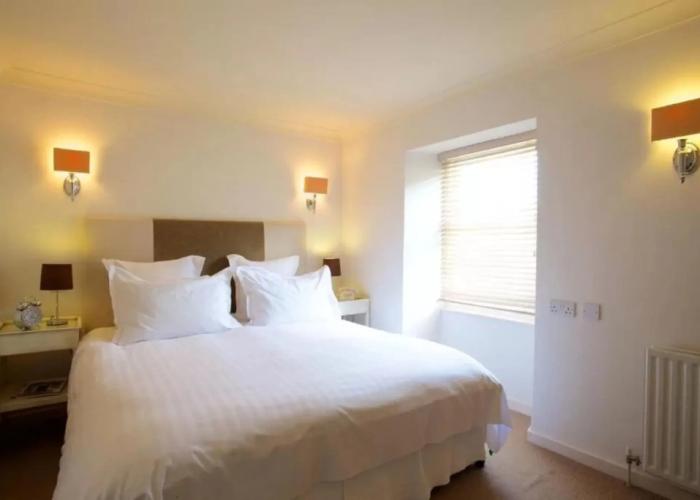 The Lugger Hotel