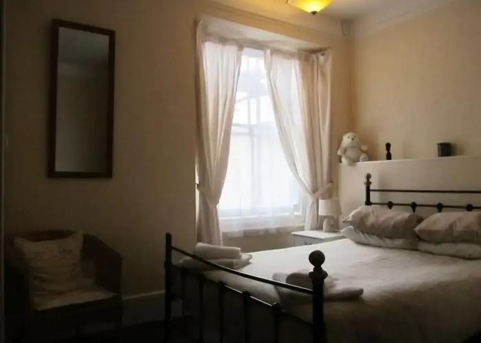 Donnington Guest House