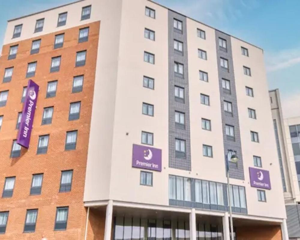 Premier Inn London Uxbridge Town Centre