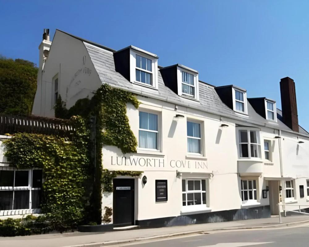 Lulworth Cove Inn