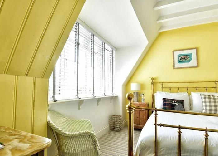 Lulworth Cove Inn
