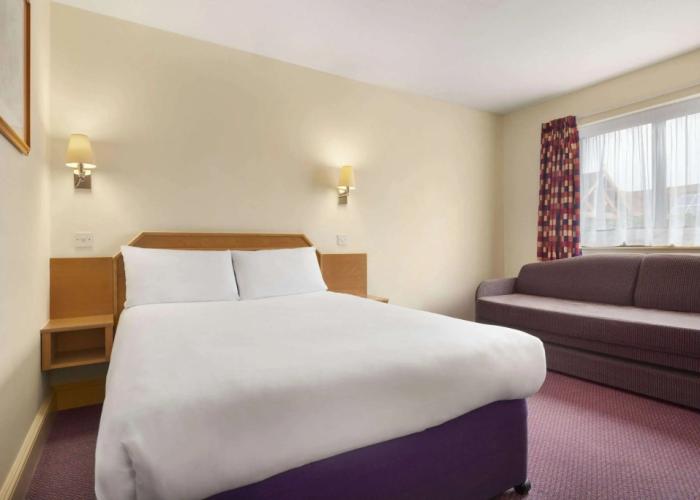 Days Inn by Wyndham Sevenoaks Clacket Lane