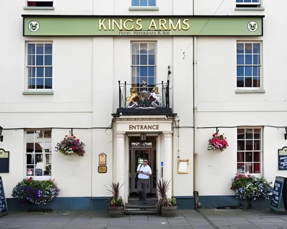 Kings Arms Hotel Westerham by Greene King Inns
