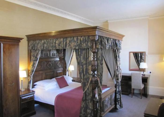 Kings Arms Hotel Westerham by Greene King Inns
