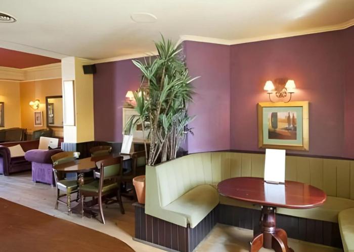 Kings Arms Hotel Westerham by Greene King Inns