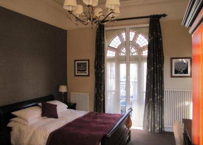 Kings Arms Hotel Westerham by Greene King Inns