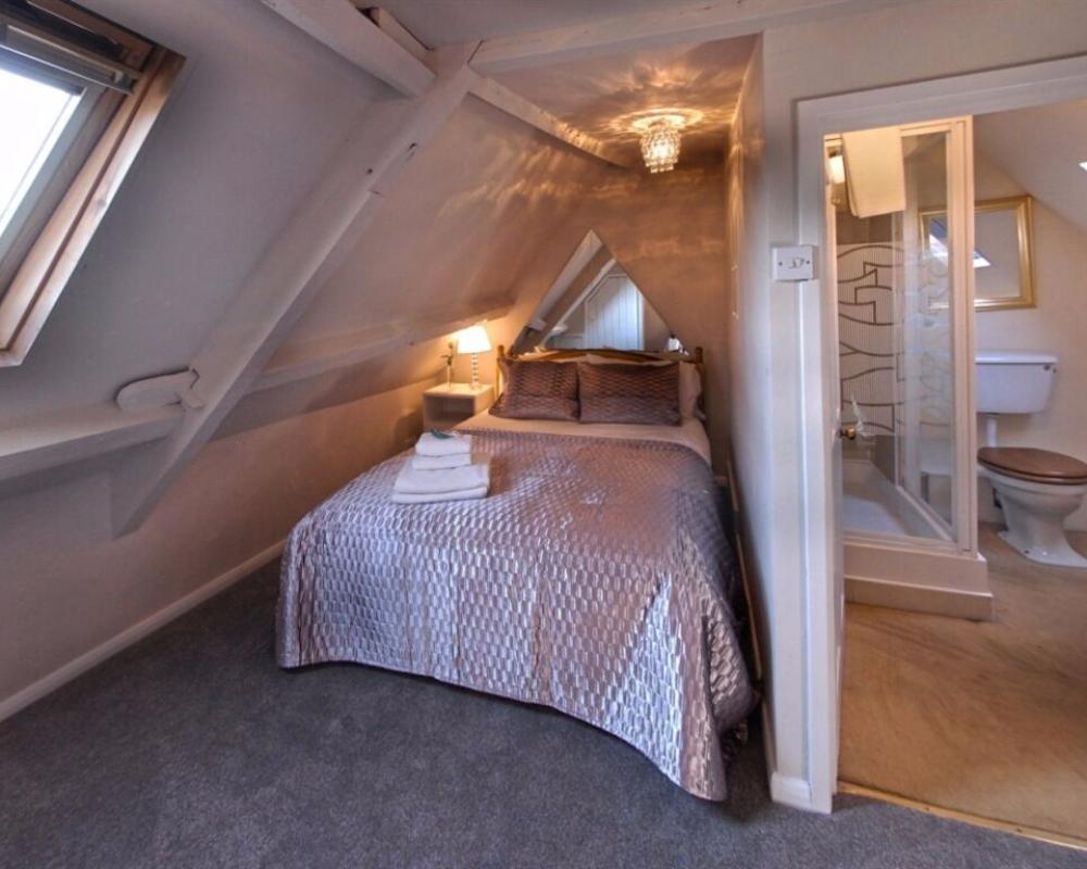 The White Horse & Griffin