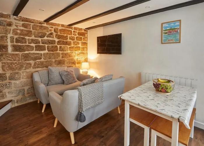 Host Stay Dolphin Cottage 1736