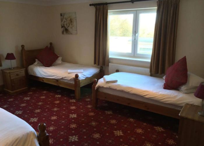 Hunters Lodge Inn