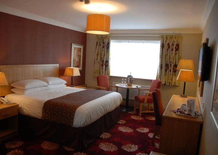 Curran Court Hotel