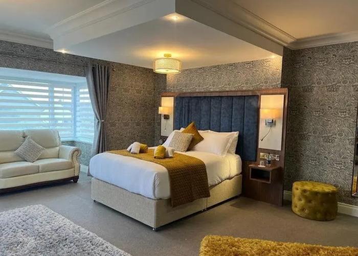 Kilmorey Arms Hotel