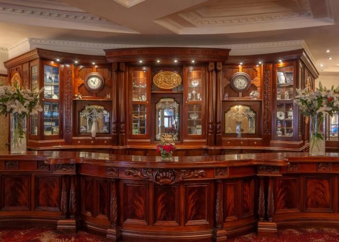 Canal Court Hotel