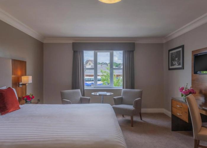 Canal Court Hotel