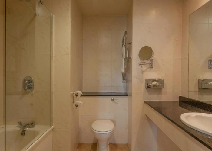 Canal Court Hotel