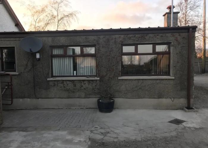Foot of the Mournes - Cottage - Sleeps 4 - Parking