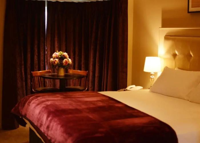 Rooms At Rue