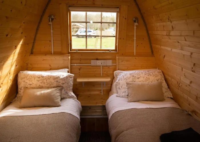 Cosy Pod-cabin Near Beautiful Landscape in Omagh
