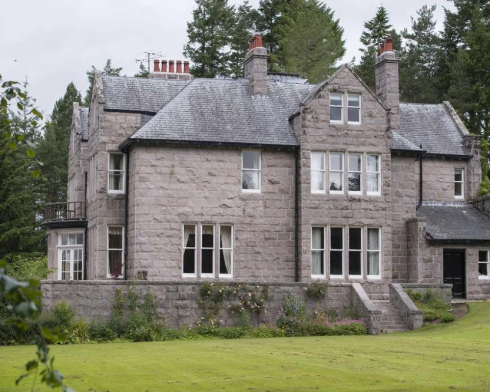 Lys-Na-Greyne Country House