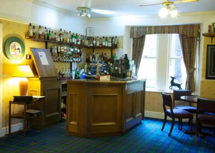 Loch Kinord Hotel