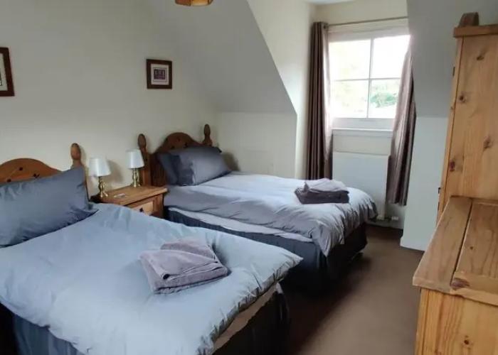 Ben Lomond Cottage - Loch Lomond and Arrochar Alps
