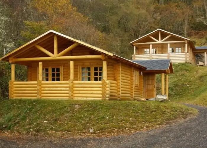 BCC Loch Ness Log Cabins