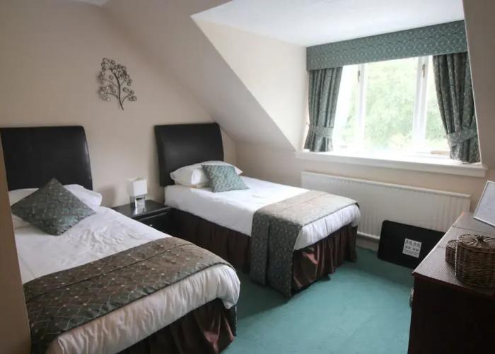 The Cnoc Hotel