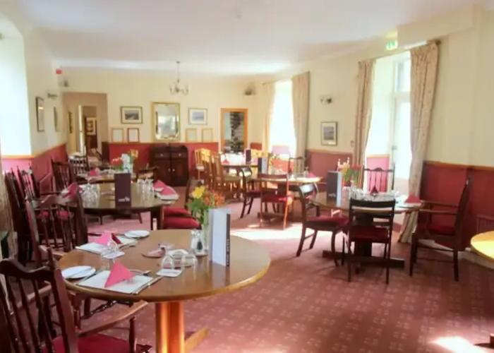 The Cnoc Hotel