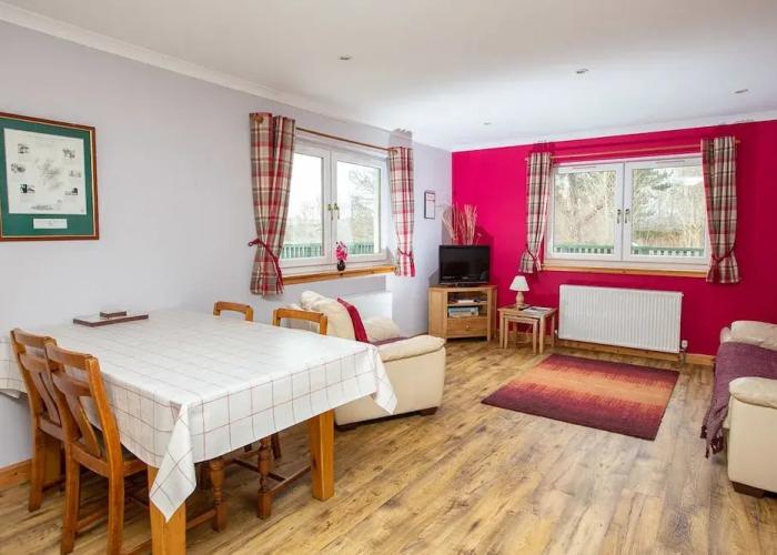 Ornum Cottage