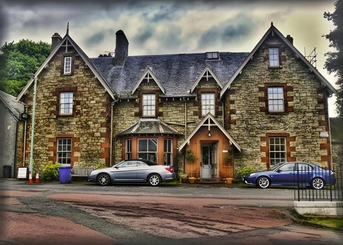 The Hopetoun Arms Hotel