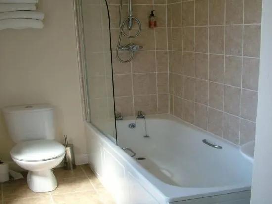 Aberdour Hotel & Stables Rooms