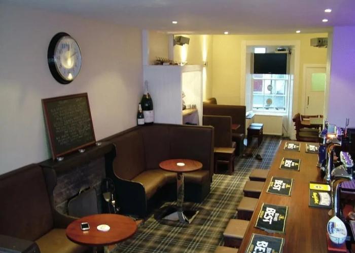 Aberdour Hotel & Stables Rooms