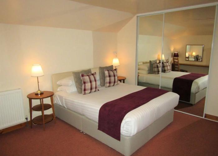 Kingswood Hotel