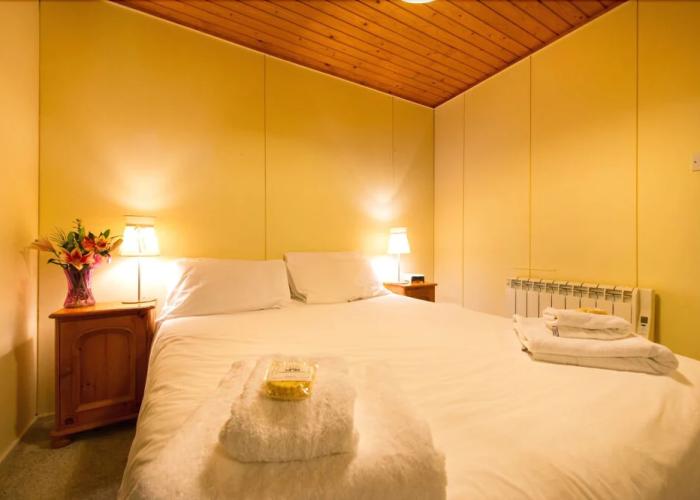 Kestrel Lodge With Mountain View Free Wifi
