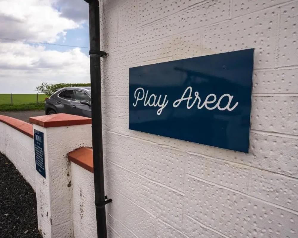 Lochlands 2BR Family Caravan - Pets - Play Park