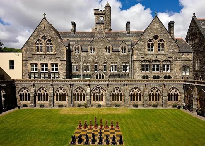 The Highland Club