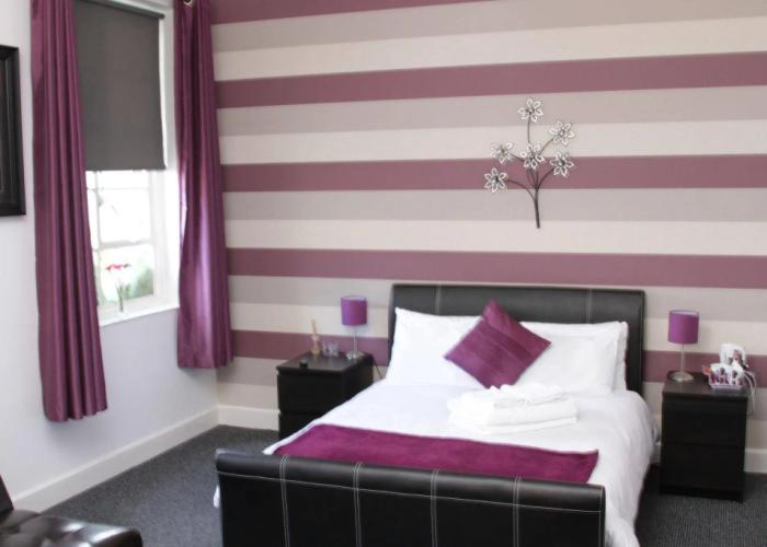 OYO Gin House Hotel