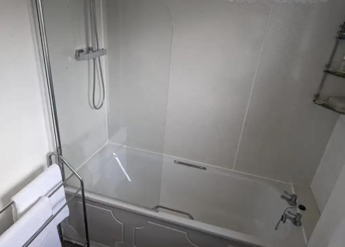 Ann St Short-term Stay, Greenock, United Kingdom