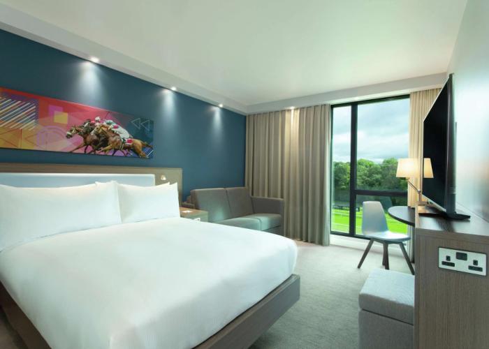 Hampton by Hilton Hamilton Park