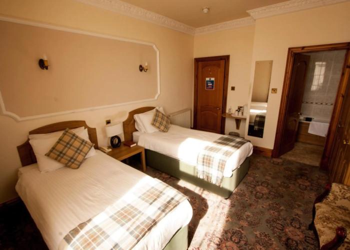 Duke Of Gordon Hotel