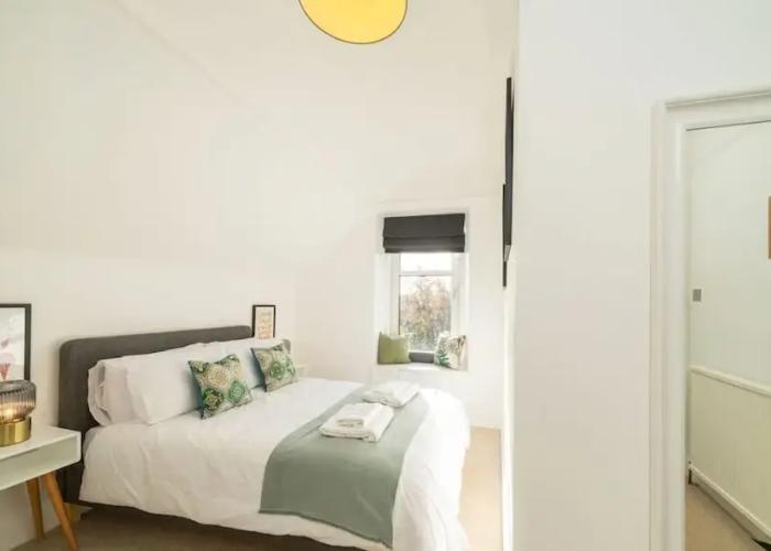 Sunnybrae House Seaside Family-friendly Getaway in Stonehaven With Hot Tub