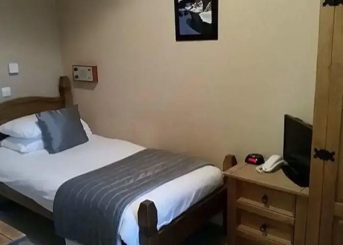The Royal Hotel Tain