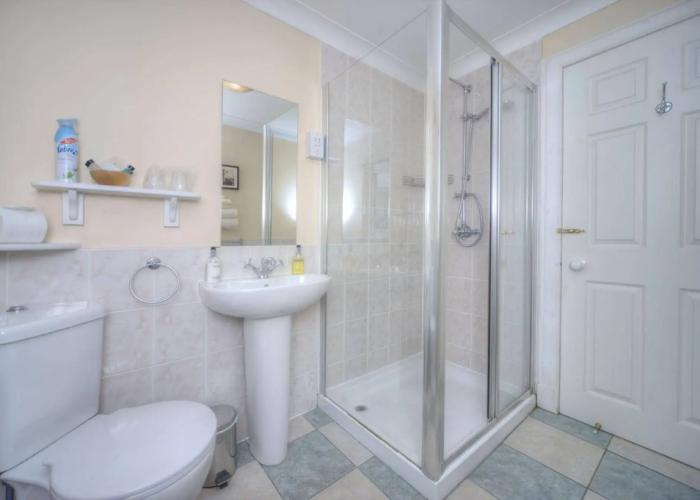 Knap Guest House