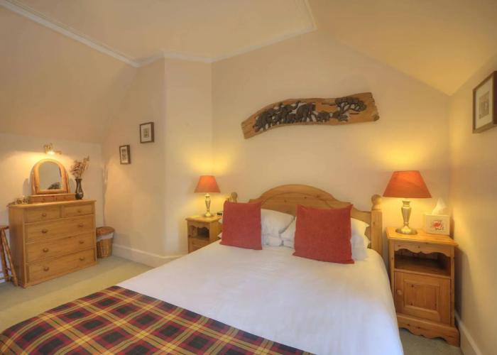 Knap Guest House